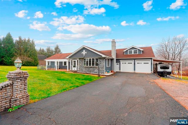 18 Old Wolfe Road, Mount Olive Township, NJ 07828