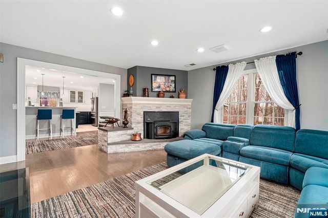 18 Old Wolfe Road, Mount Olive Township, NJ 07828