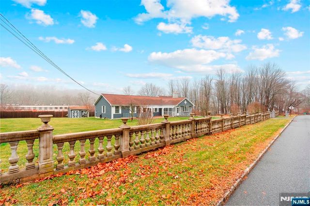 18 Old Wolfe Road, Mount Olive Township, NJ 07828