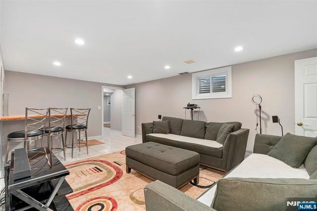 18 Old Wolfe Road, Mount Olive Township, NJ 07828