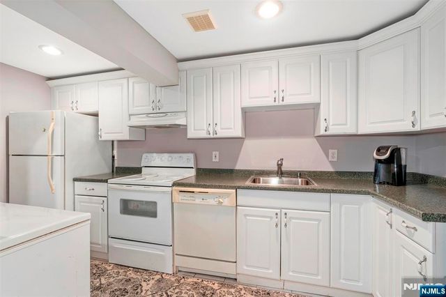 18 Old Wolfe Road, Mount Olive Township, NJ 07828