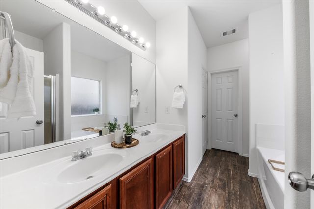 6742 Durango Creek Drive, Magnolia, TX 77354