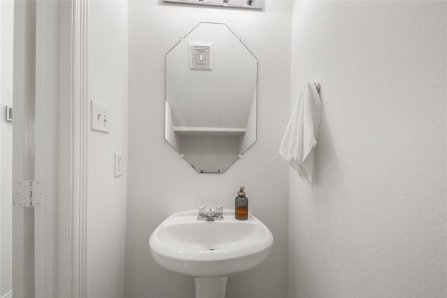 6742 Durango Creek Drive, Magnolia, TX 77354