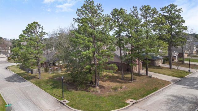 6742 Durango Creek Drive, Magnolia, TX 77354