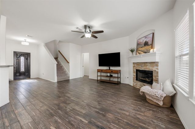 6742 Durango Creek Drive, Magnolia, TX 77354