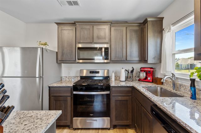 932 American Flyer Boulevard, Fort Worth, TX 76108