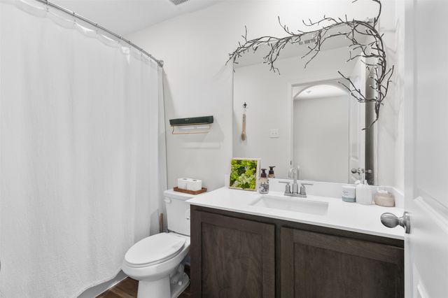 932 American Flyer Boulevard, Fort Worth, TX 76108