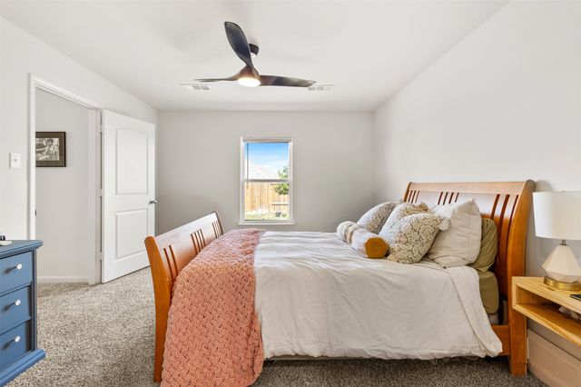 932 American Flyer Boulevard, Fort Worth, TX 76108