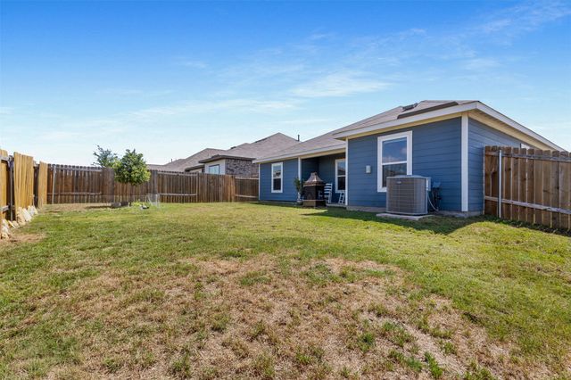 932 American Flyer Boulevard, Fort Worth, TX 76108