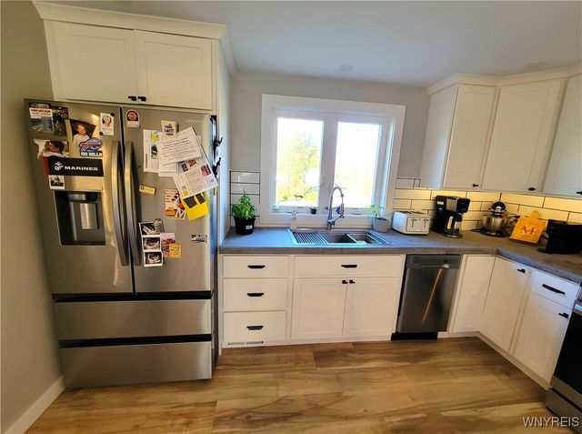 8699 Hartshorn Road, Batavia, NY 14020