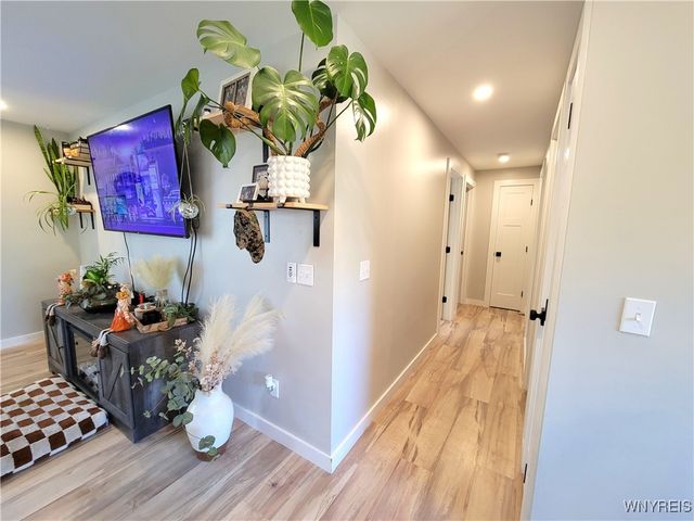 8699 Hartshorn Road, Batavia, NY 14020