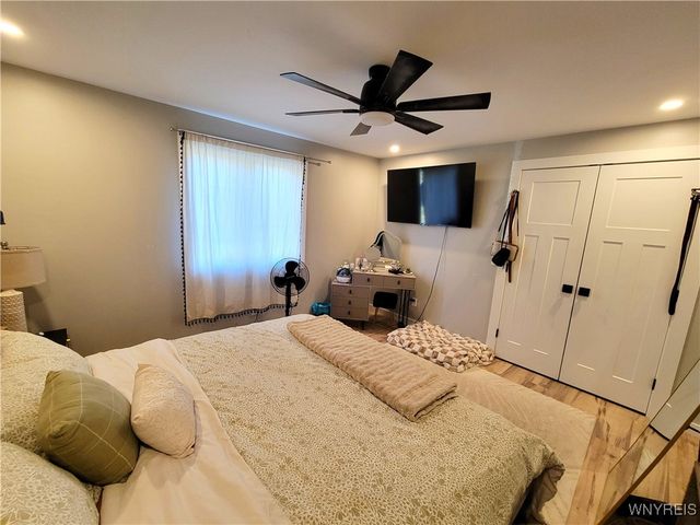 8699 Hartshorn Road, Batavia, NY 14020