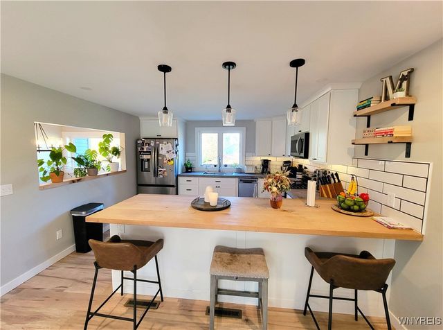 8699 Hartshorn Road, Batavia, NY 14020