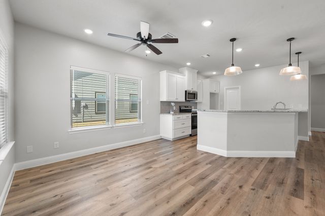 1568 Reverie Road, Burleson, TX 76028