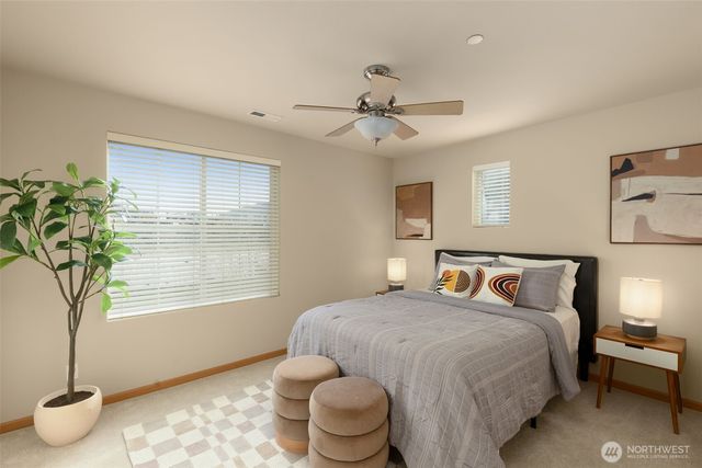 841 5th Place NE, Issaquah, WA 98029