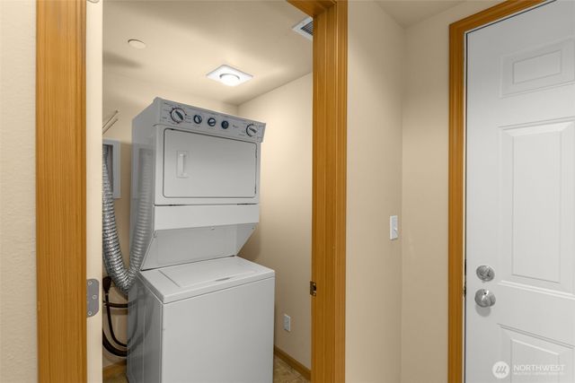 841 5th Place NE, Issaquah, WA 98029