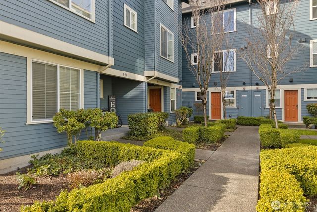 841 5th Place NE, Issaquah, WA 98029