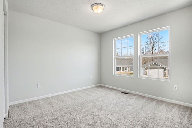 8247 Catberry Trail, Fort Wayne, IN 46804