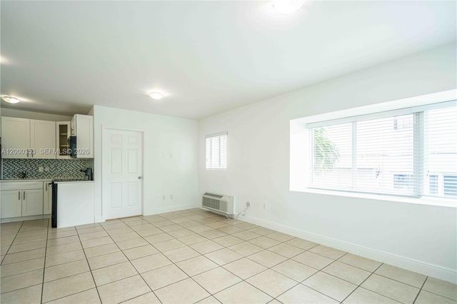 6971 Carlyle Ave 108, Miami Beach, FL 33141