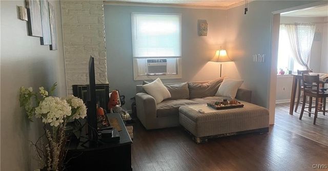 1 Willow Drive, Whitestown, NY 13492