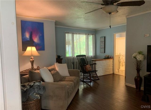 1 Willow Drive, Whitestown, NY 13492