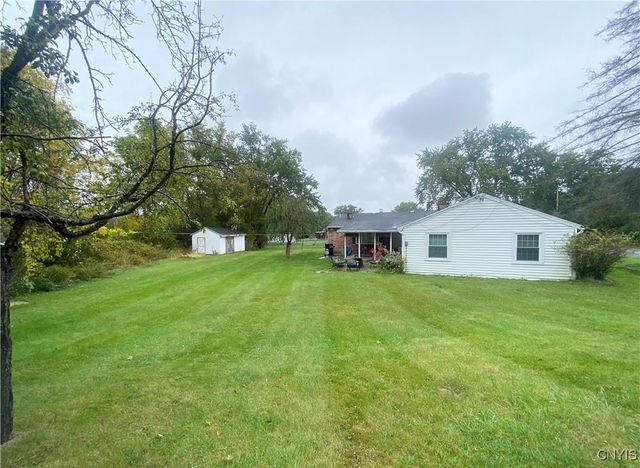 1 Willow Drive, Whitestown, NY 13492