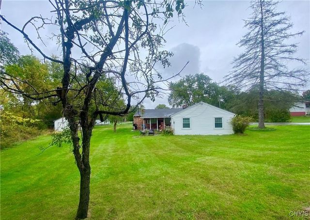 1 Willow Drive, Whitestown, NY 13492