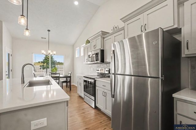 17010 Mary Street, Omaha, NE 68116