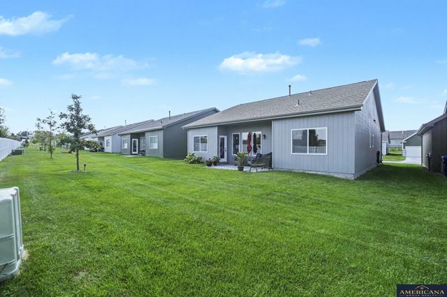 17010 Mary Street, Omaha, NE 68116