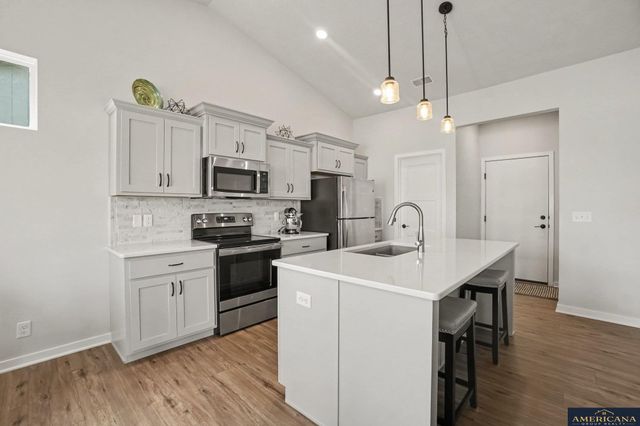 17010 Mary Street, Omaha, NE 68116