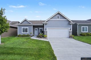 17010 Mary Street, Omaha, NE 68116