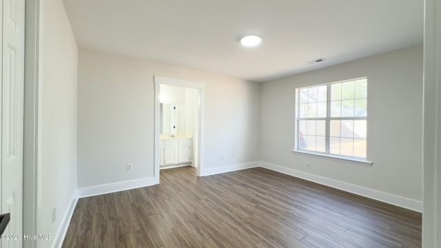 607 Sharease Circle, Wilmington, NC 28405