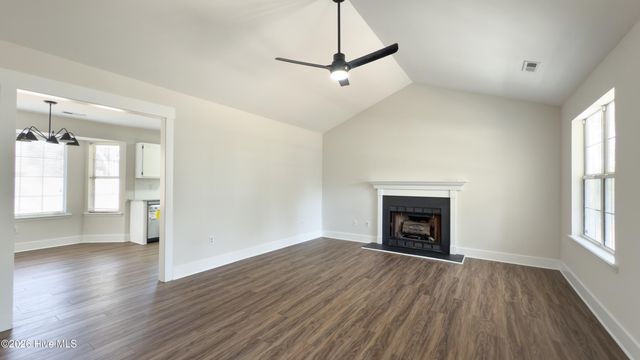 607 Sharease Circle, Wilmington, NC 28405