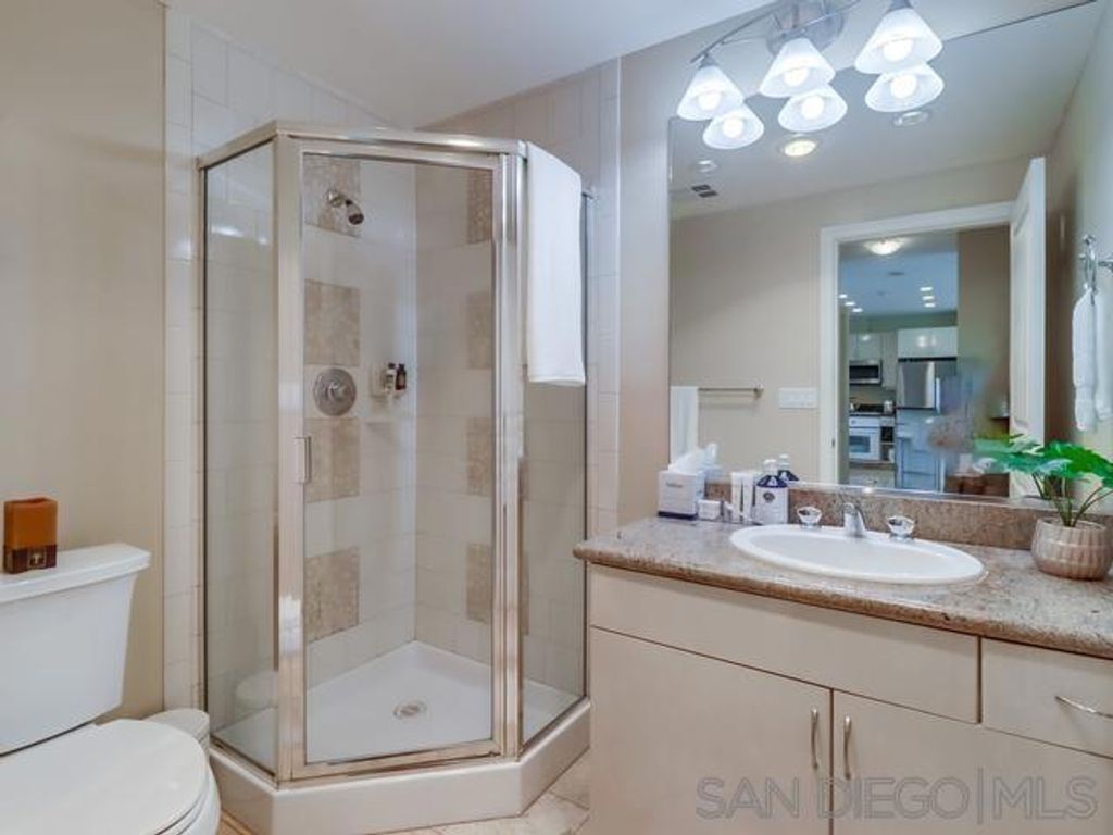 Image 44 of property listing at 555 Front St 205, San Diego, CA 92101