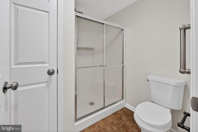 12 YARROW PL, Mount Laurel, NJ 08054