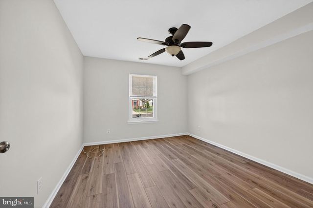 12 YARROW PL, Mount Laurel, NJ 08054