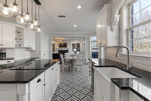 3028 Willow Bend Circle, Springdale, AR 72762