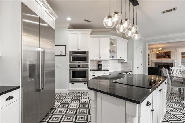 3028 Willow Bend Circle, Springdale, AR 72762