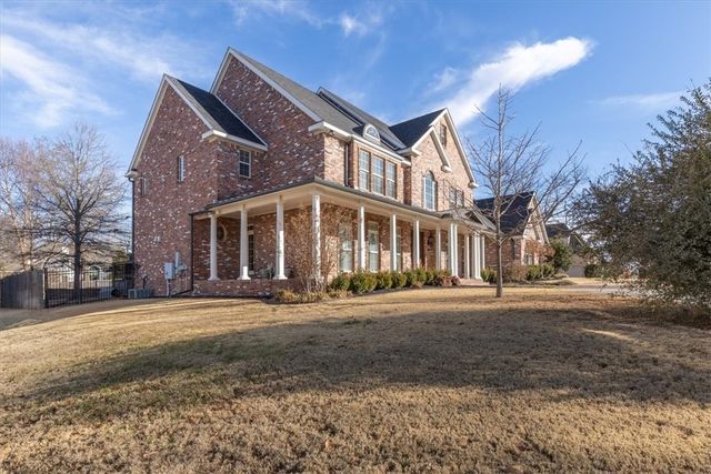 3028 Willow Bend Circle, Springdale, AR 72762