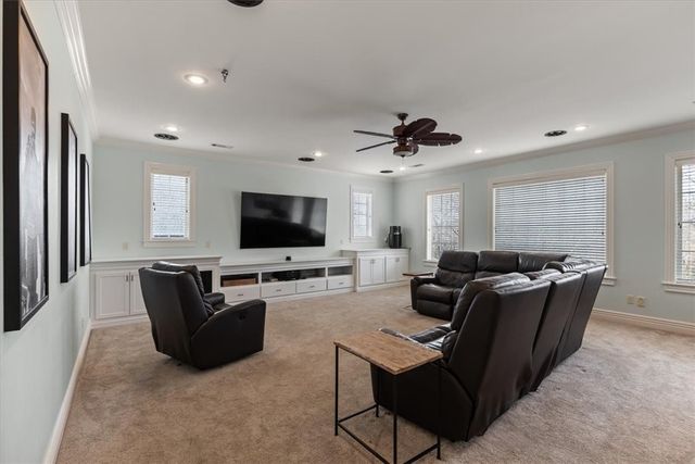 3028 Willow Bend Circle, Springdale, AR 72762