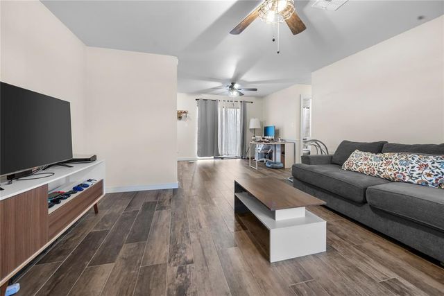 5941 NW 62nd Street, Oklahoma City, OK 73122