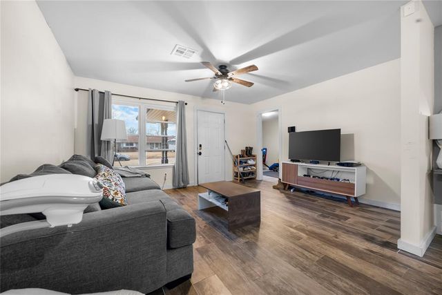 5941 NW 62nd Street, Oklahoma City, OK 73122