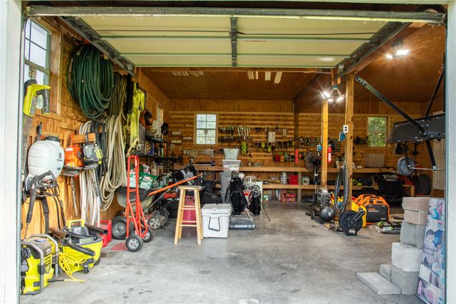 1324 Tidwell Road, Weatherford, TX 76087