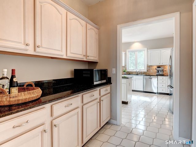 283 Fairway Crossing, Glastonbury, CT 06033