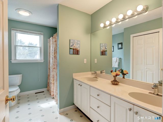 283 Fairway Crossing, Glastonbury, CT 06033