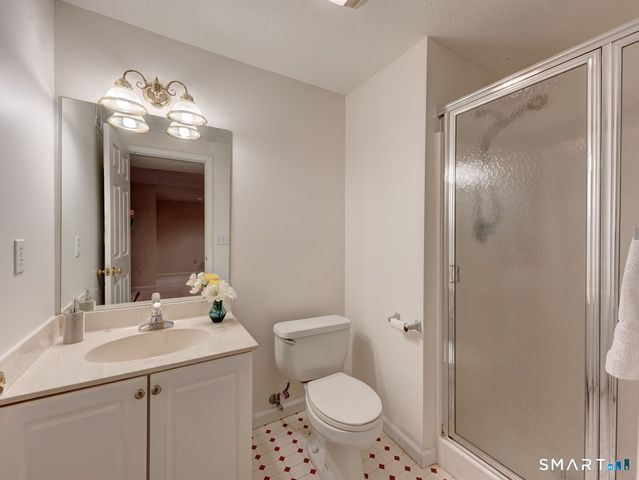 283 Fairway Crossing, Glastonbury, CT 06033