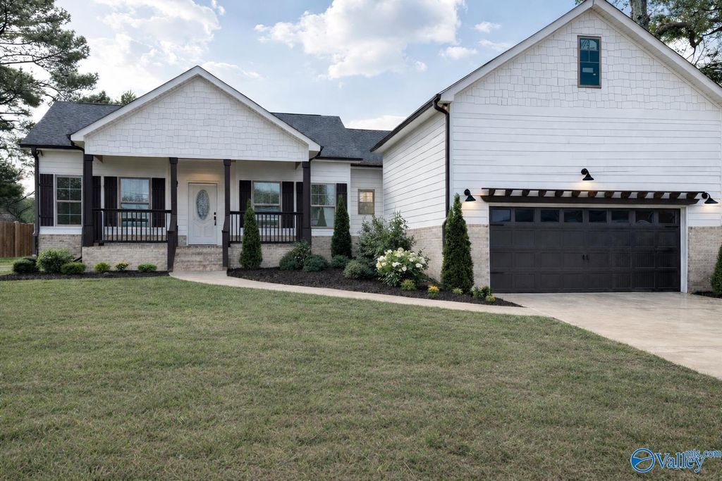 3514 Nathalee Avenue, Huntsville, AL 35810