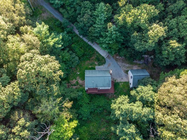552 Squaw Rock Road, Plainfield, CT 06354