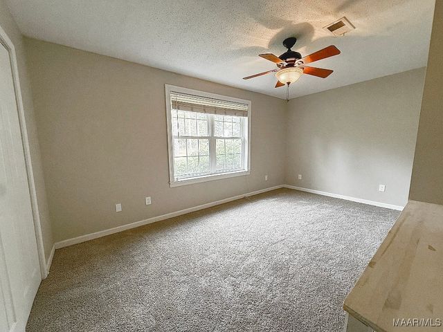 77 County Road 477 ., Selma, AL 36701