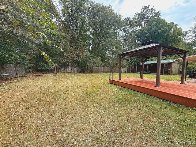 77 County Road 477 ., Selma, AL 36701
